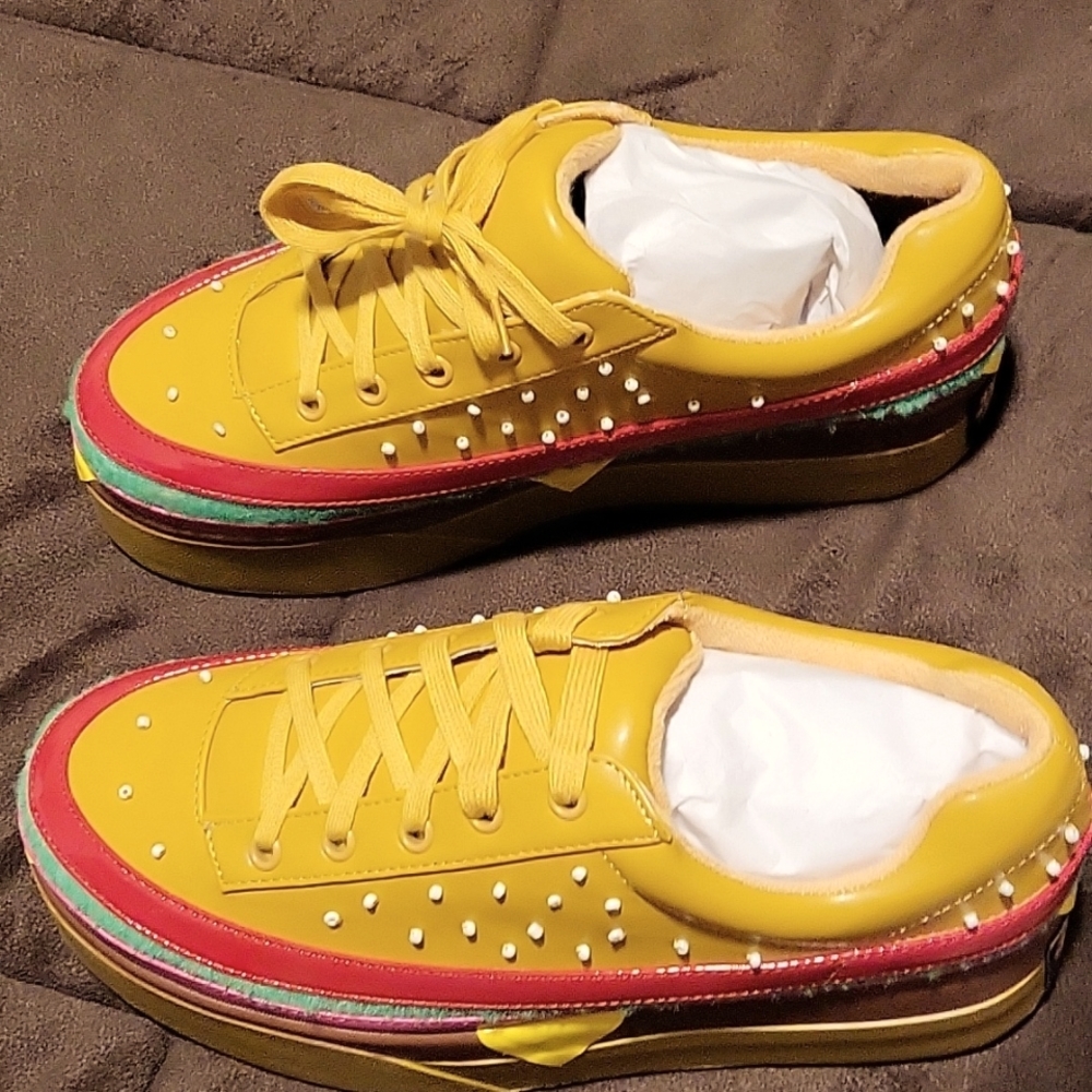 Brand New in Box!! EXtra Cheese Please! Hamburger Platform Sneakers!! DOLLS KILL